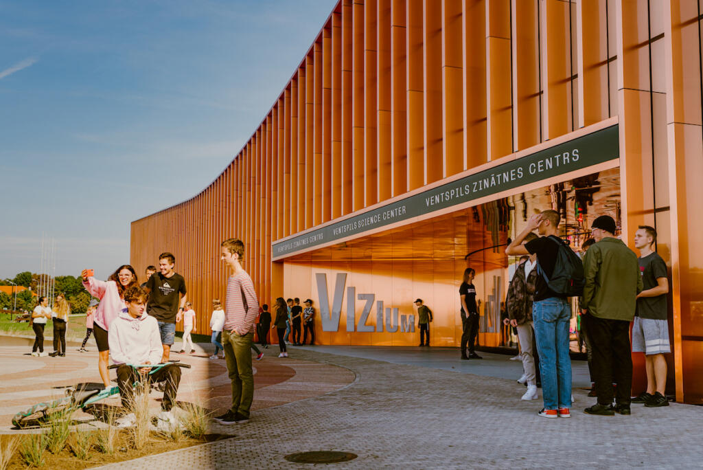 Dabas pētnieku skola