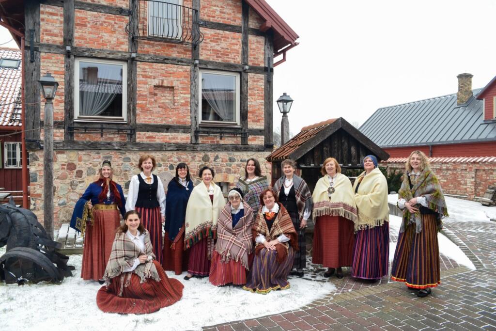 Tautas lietišķās mākslas studija “Drellītis”